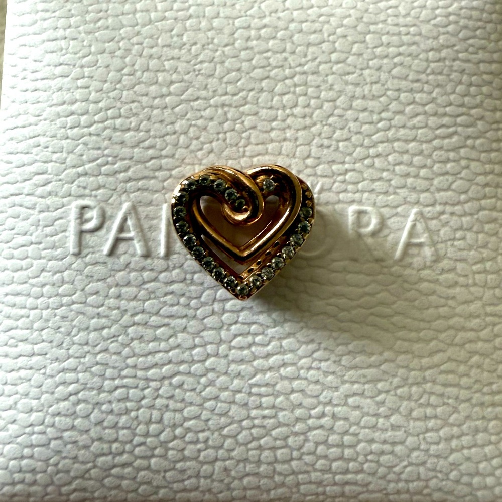 Pandora rose gold sparkling entwined hearts bracelet charm
